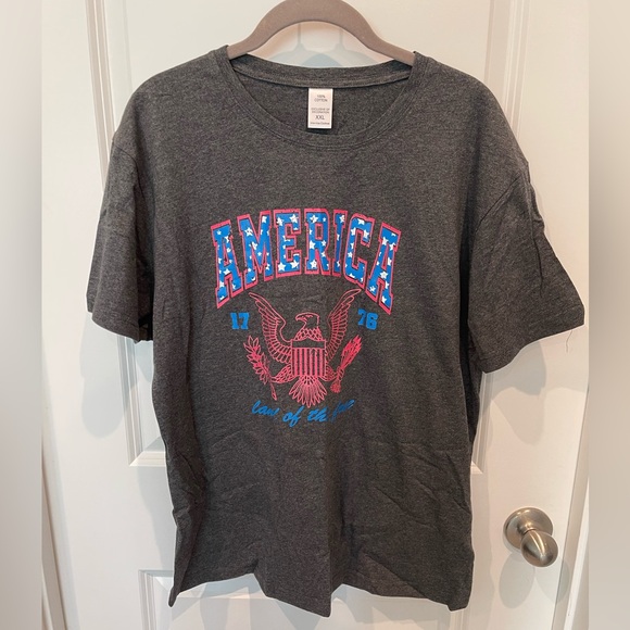 NWT America Shirt - Picture 4 of 6